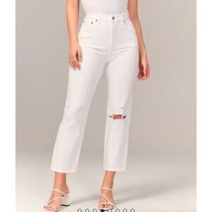 NWT New Abercrombie Curve‎ Love Ultra High Rise DistressedStraight Jean Denim
